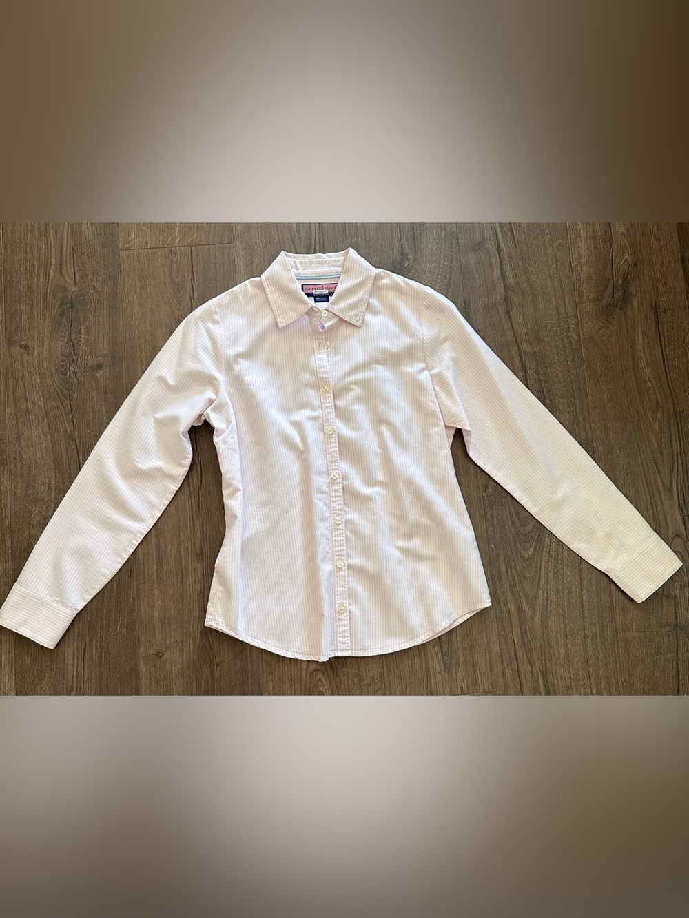 Vineyard Vines Women’s Light Pink Pinstripe Button-Down Oxford Shirt